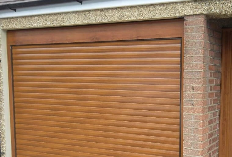 Automatic roller shutter doors